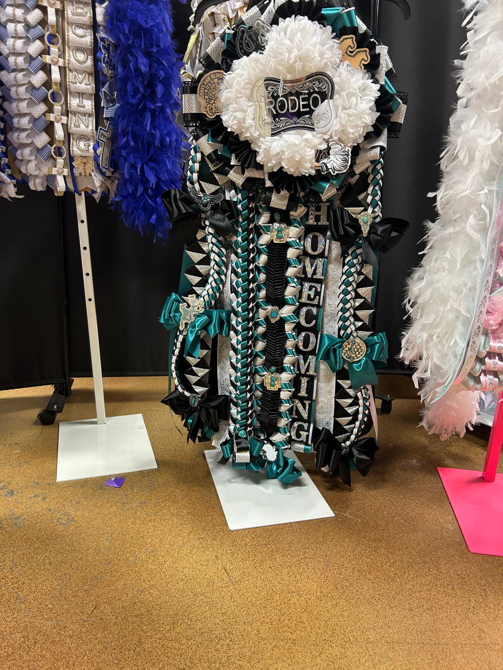 Homecoming Mum, Small Quad (Premade for Sell)  Waiting on your name!