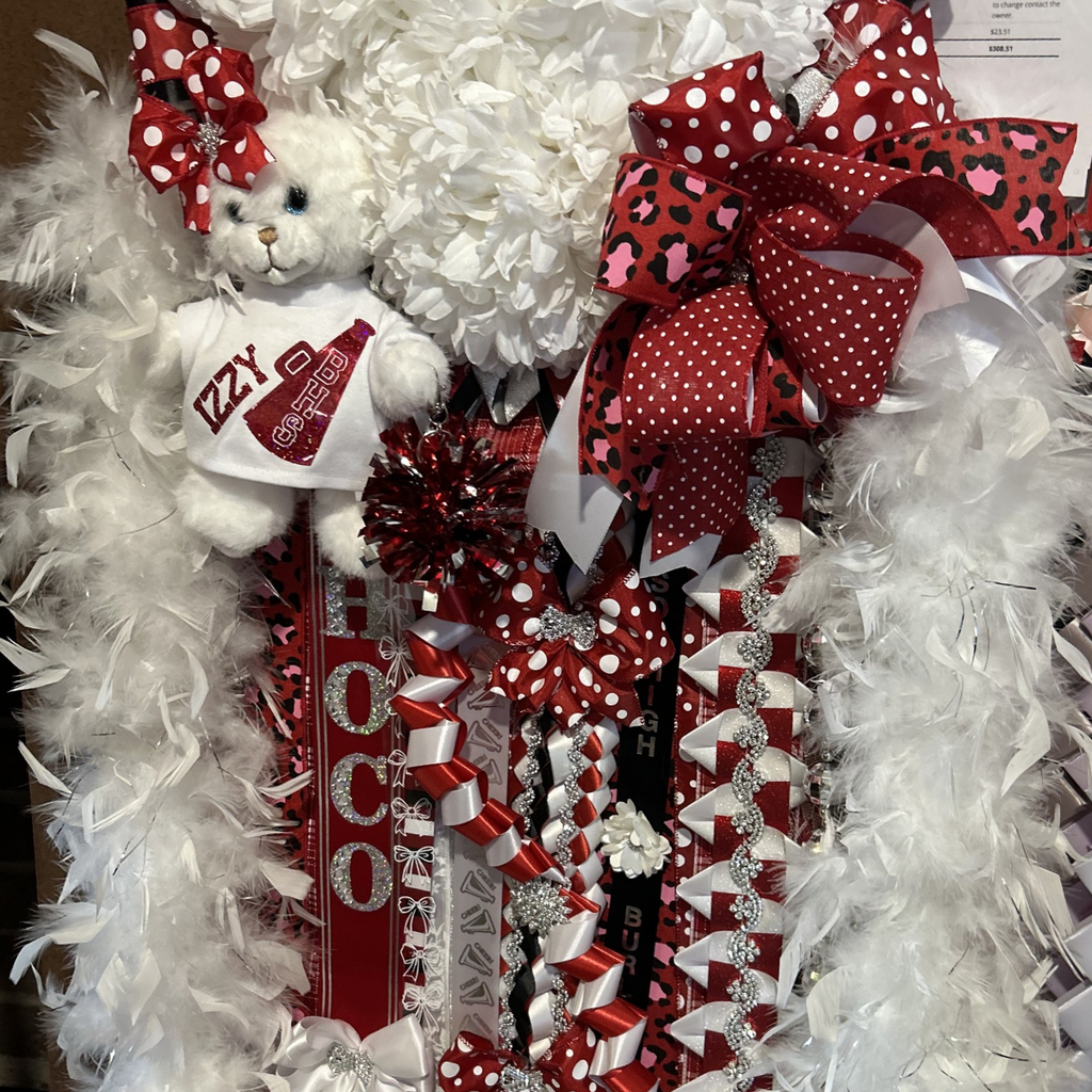 Homecoming Mum, Triple Heart (recommended Junior)