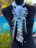 Homecoming Mum, Elementary