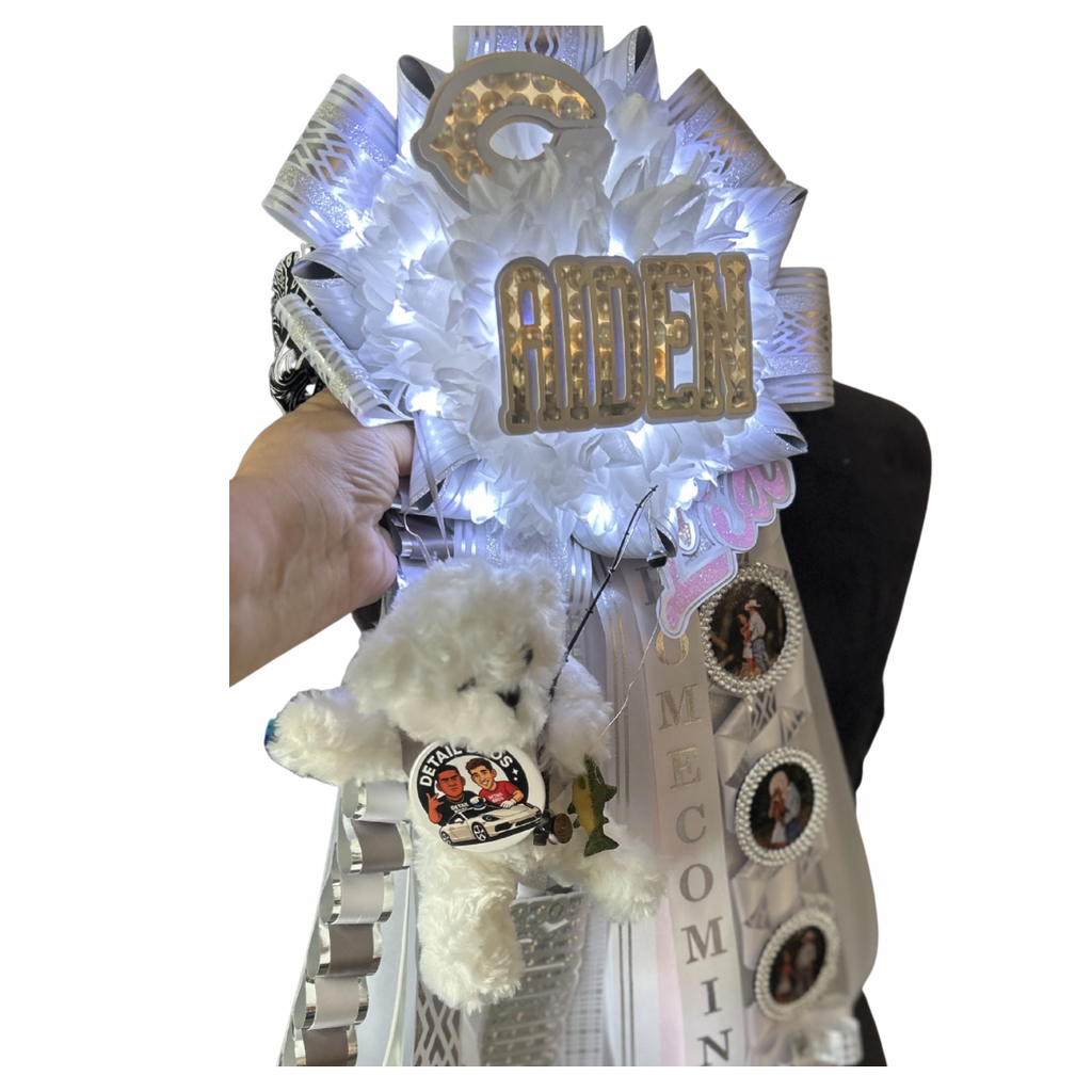 Homecoming Garter, Senior