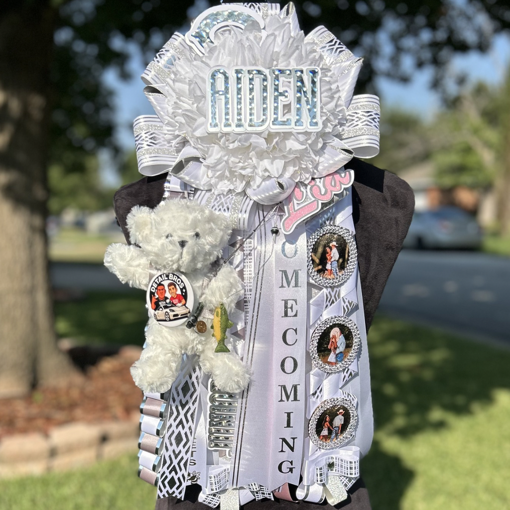 Homecoming Garter, Senior