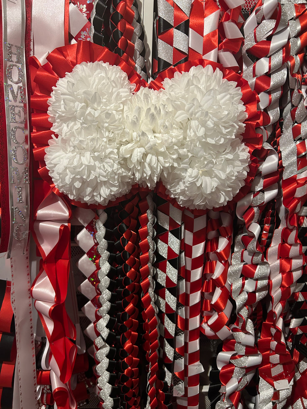 Homecoming Mum, Sophomore, Double Flower
