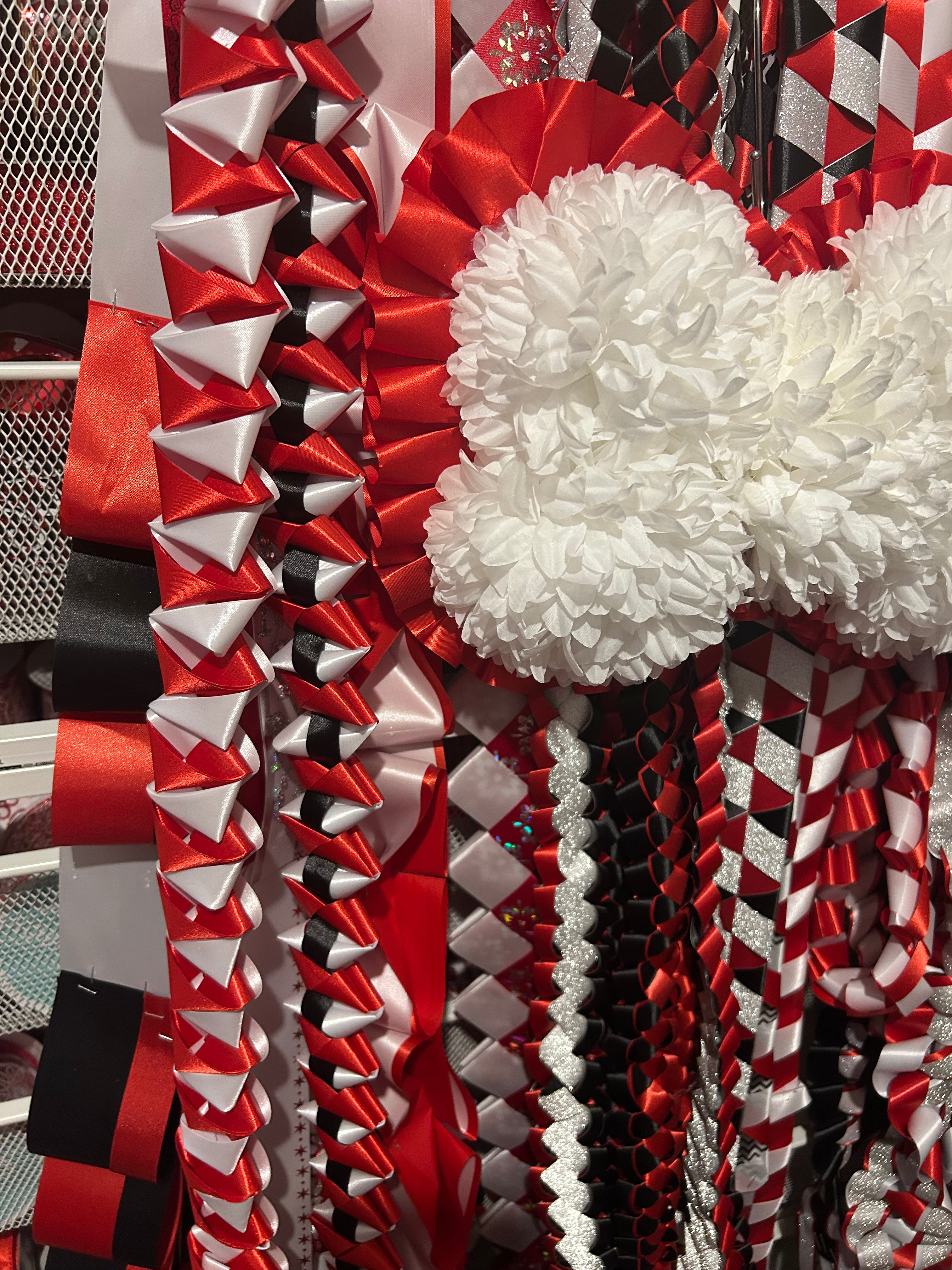 Homecoming Mum, Sophomore, Double Flower