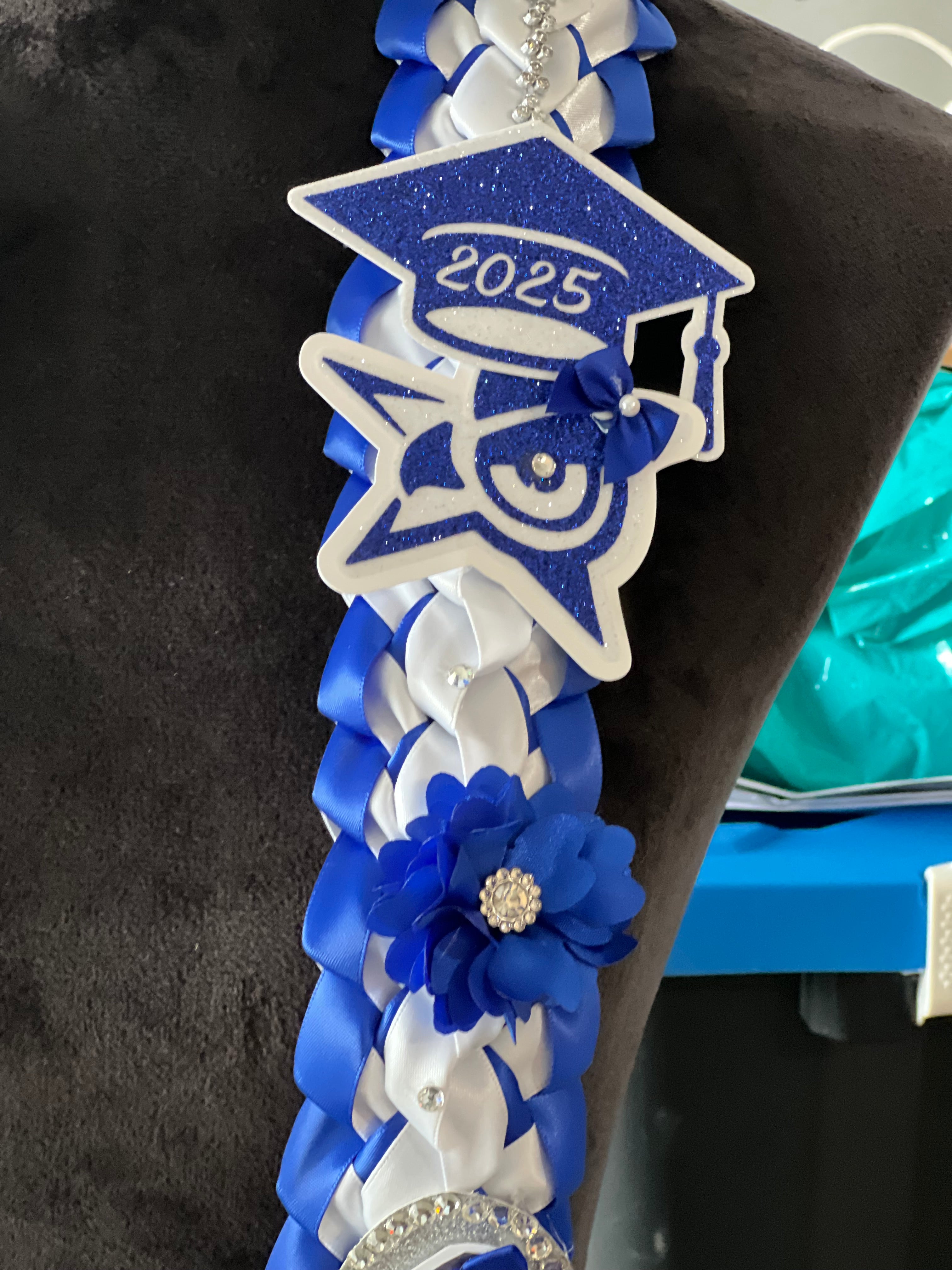 Graduation Lei, Senior (High school, college, University, Trade)